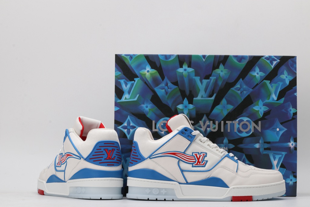 L*V SNEAKER